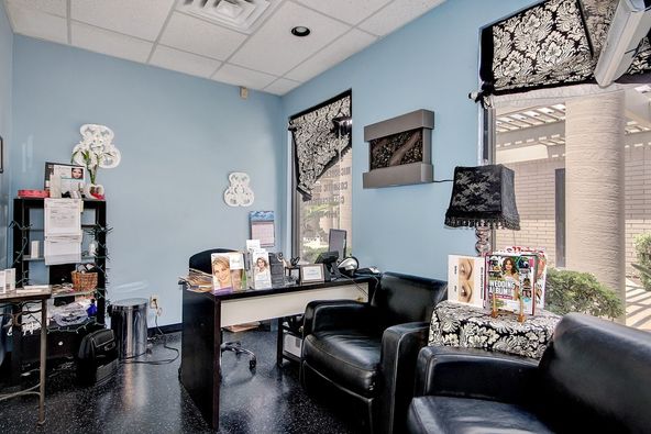 East Valley Medical Office Condo | For Lease: 604 W Warner Rd Bldg B, Chandler, AZ 85225